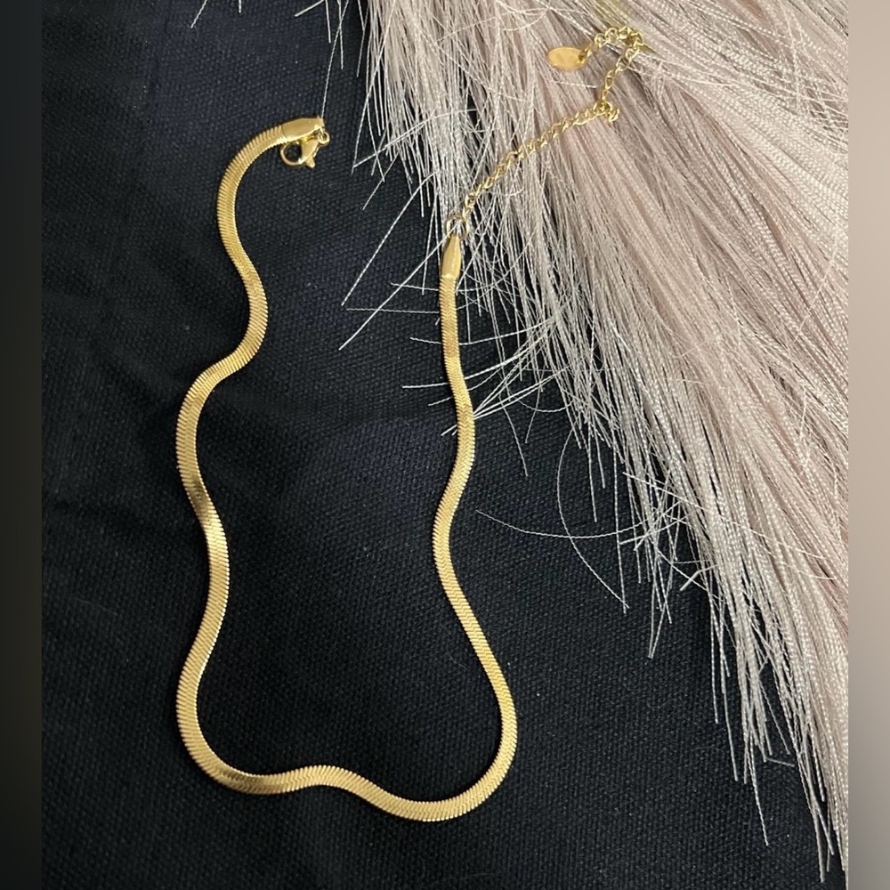 Gold necklace